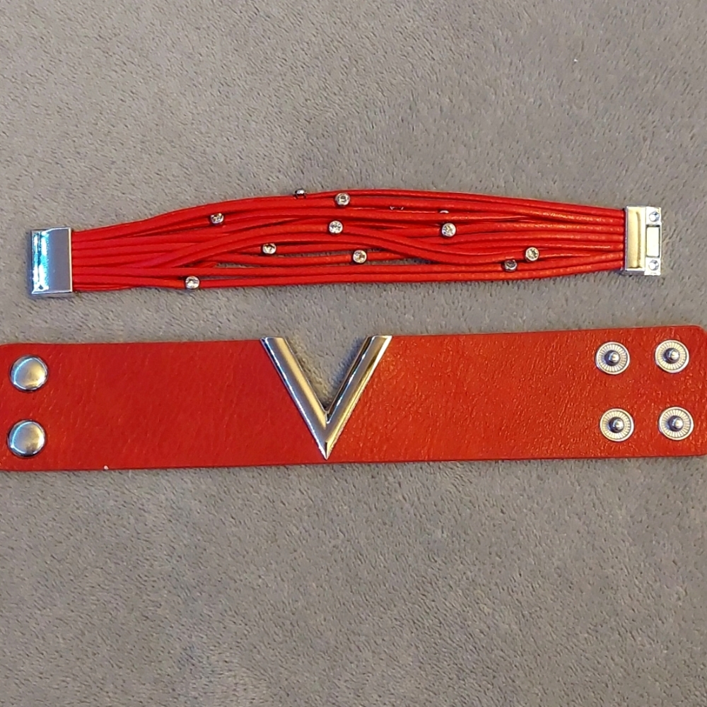 Red Snap Bracelets 2pc Set - Picture 4 of 7